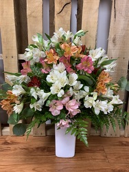 FF217 from Faught's Flowers & Gifts, florist in Jonesboro
