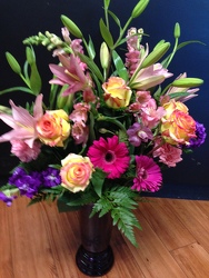 Isn't she lovely bouquet from Faught's Flowers & Gifts, florist in Jonesboro