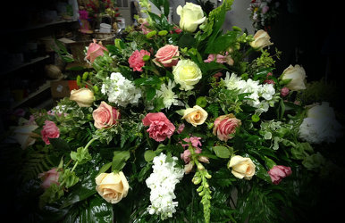 "Queen Elizabeth" sympathy piece from Faught's Flowers & Gifts, florist in Jonesboro