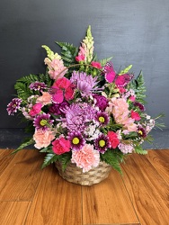 MG105 from Faught's Flowers & Gifts, florist in Jonesboro