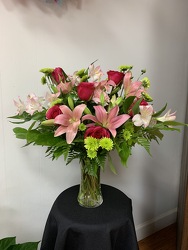 FF204 from Faught's Flowers & Gifts, florist in Jonesboro